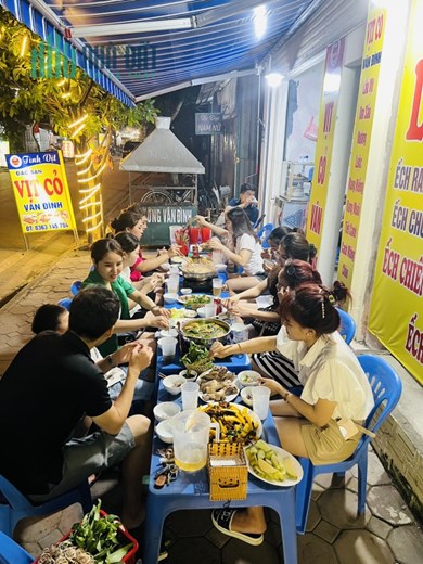 CẦN SANG NHƯỢNG LẠI QUÁN LẨU ĐỊA CHỈ; PHỐ MAI ĐỘNG, HOÀNG MAI, HÀ NỘI.