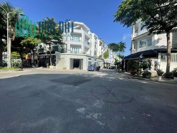 MTKD  NGAY HUỲNH THỊ HAI - 87M2, 4 TẦNG BTCT, 4 PN - NHÀ MỚI PHÙ HỢP Ở LÀM VĂN PHÒNG CÔNG TY -