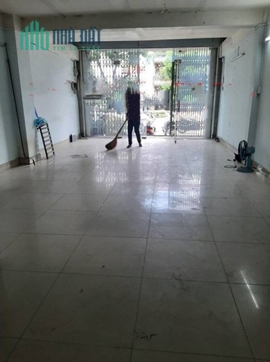 Nhà MT KD hạ chào 2 tỷ, Lạc Long Quân, P5, Q11, 71m2, 4 tầng, vỉa hè 5m.