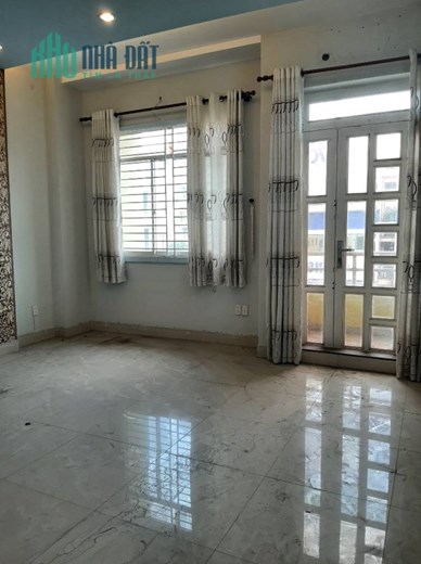 Nhà MT KD hạ chào 2 tỷ, Lạc Long Quân, P5, Q11, 71m2, 4 tầng, vỉa hè 5m.