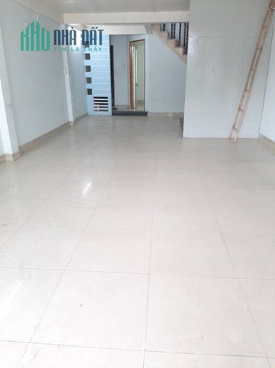 Nhà MT KD hạ chào 2 tỷ, Lạc Long Quân, P5, Q11, 71m2, 4 tầng, vỉa hè 5m.