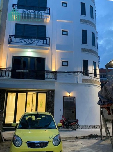 Bỏ ra hơn 1 tỷ có ngày nhà Lô Góc Di Trạch, Hoài Đức, Hà Nội.