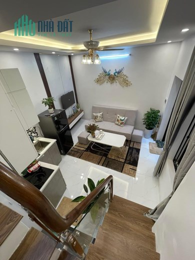 Bỏ ra hơn 1 tỷ có ngày nhà Lô Góc Di Trạch, Hoài Đức, Hà Nội.