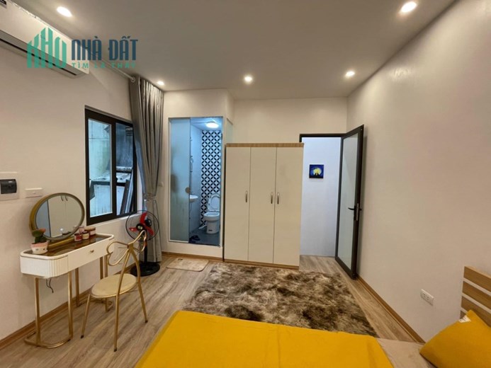 Bỏ ra hơn 1 tỷ có ngày nhà Lô Góc Di Trạch, Hoài Đức, Hà Nội.