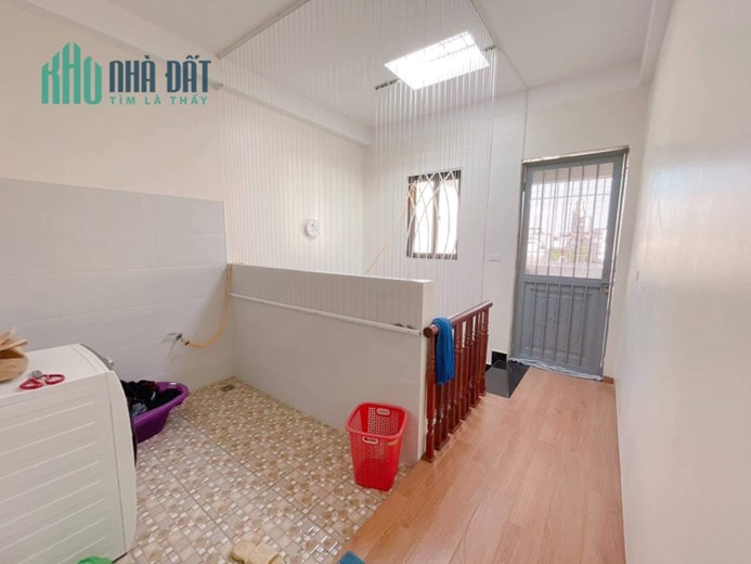 BỒ ĐỀ PHỐ - TRUNG TÂM ĂN CHƠI - THOÁNG SÁNG TRƯỚC SAU - MẶT NGÕ THÔNG ÁI MỘ - MUA ĐƯỢC Ở SƯỚNG