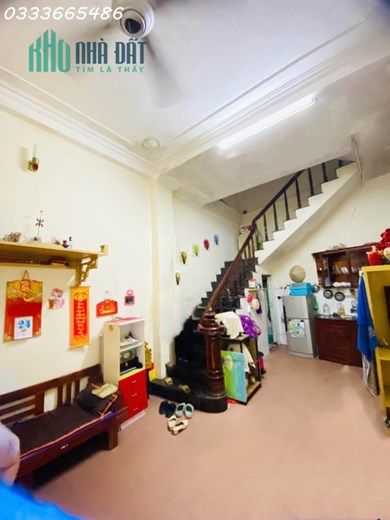 NGON-BỔ-HỢP LÝ, NHÀ DÂN XÂY, CÁCH MẶT PHỐ TRIỀU KHÚC 30M, NỞ HẬU, 34M2 GIÁ NHỈNH 4 TỶ.