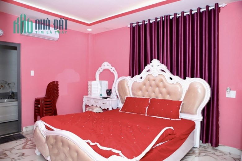 CẦN BÁN BIỆT THỰ MỚI ĐẸP FULL NỘI THẤT 3 MẶT TIỀN ĐƯỜNG HẺM NGÔ GIA TỰ- P12- ĐÀ LẠT