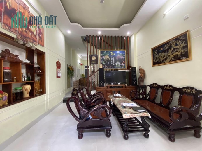 Nhà mặt phố Phan Châu Trinh, Hải Châu, ĐN. Dt 85m, 3 tầng. Giá 14.7tỷ.