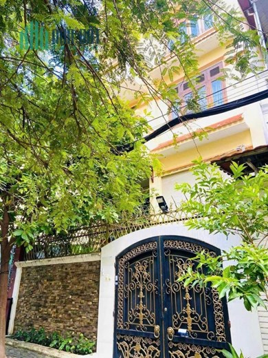 Bán biệt thự Phạm Huy Thông, P.7, Gò Vấp: 7 x 15, giá 16 tỷ.