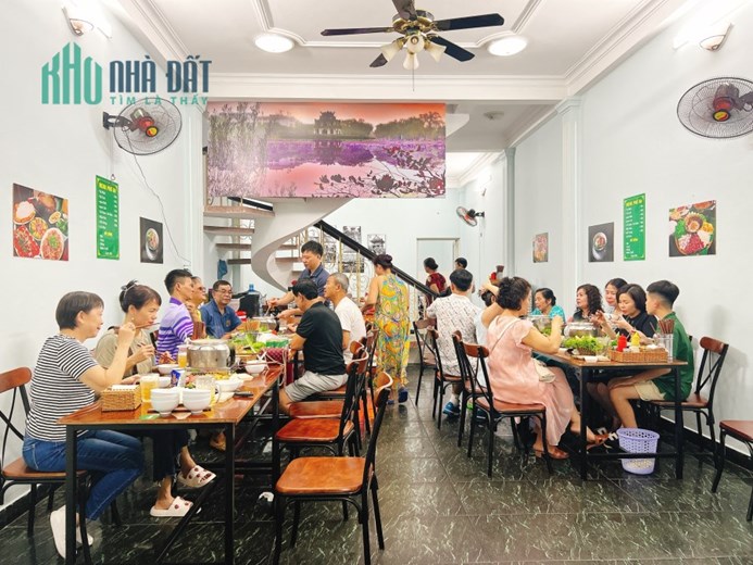 SANG NHƯỢNG QUÁN LẨU ĐANG KINH DOANH TỐT LƯỢNG KHÁCH ỔN ĐỊNH.