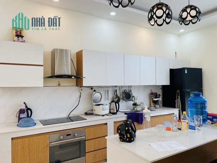 Bán Nhà Gấp. 3 Tầng, DT 100m2, Ngang 4m HXT Lê Đức Thọ. P15. Gò Vấp, Giá 7.9 Tỷ