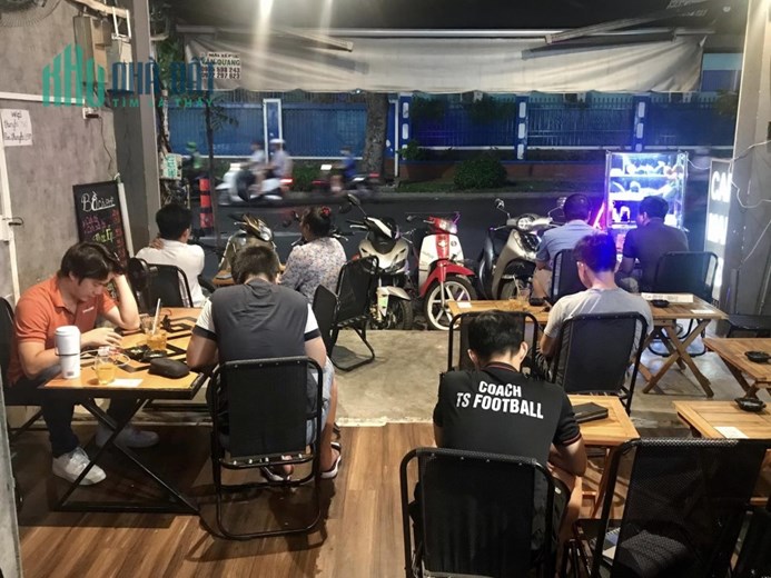 CẦN SANG QUÁN CAFE ĐANG HOẠT ĐỘNG TỐT TẠI 224 LÝ CHÍNH THẮNG, P9, QUẬN 3