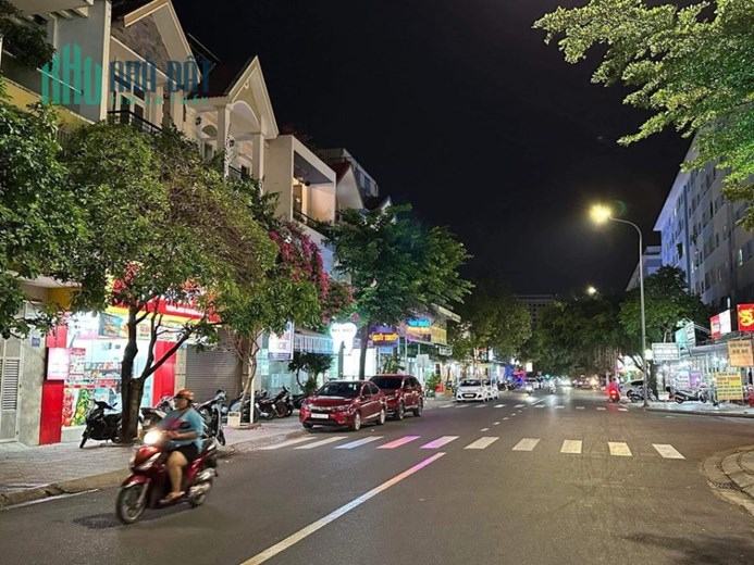 Nhà ngộp bank cần bán căn góc nhà TTTP Nha trang mặt đường A1 KĐT Vĩnh Điềm Trung