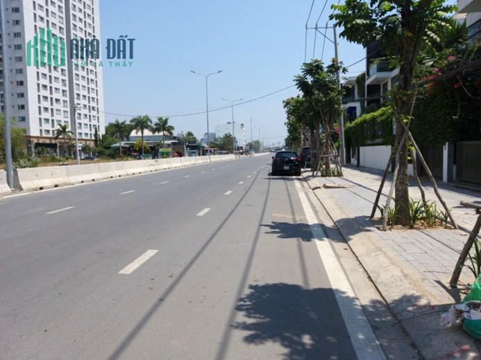 Rẻ nhất MT đường Liên Phường, giá chỉ 160tr/m2 tổng tiền 13.5 tỉ TL  xây mới văn phòng công ty.