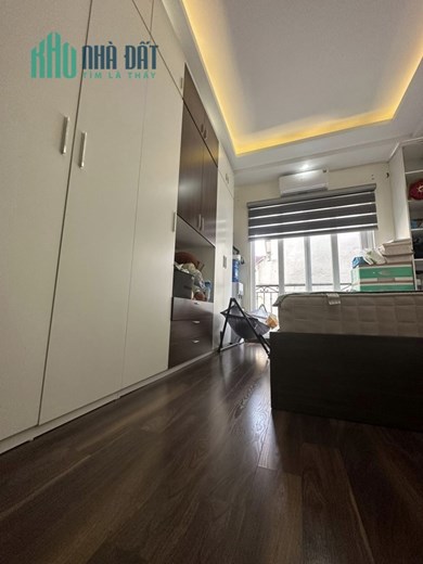 Bán nhà 32m2 Mặt phố Âu Cơ, Tây Hồ 6 tầng Vỉa hè 3m Kinh doanh siêu tốt 3.1 Tỷ