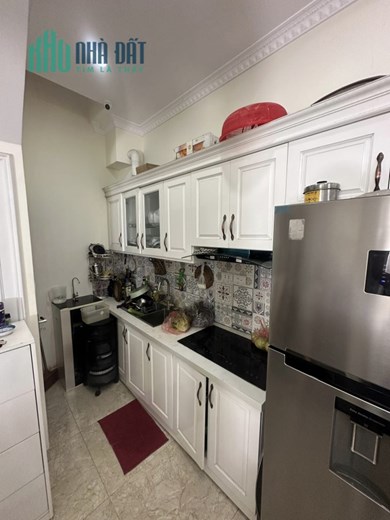 Bán ngôi nhà 30m2 Mặt phố Âu Cơ, Tây Hồ 6 phòng Vỉa hè Kinh doanh đỉnh cao 3.4 Tỷ