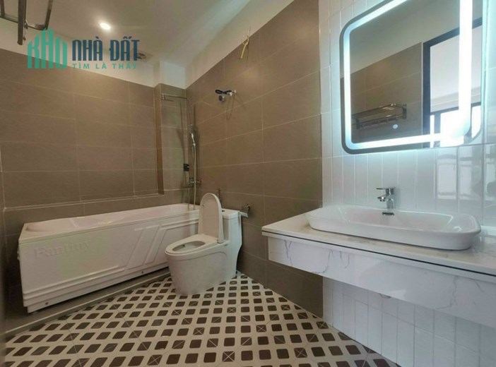 Nhà 4 tầng 45m2 mới tinh phố Chợ Hàng