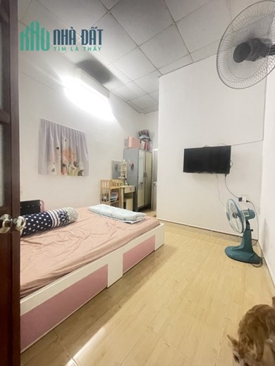 Phú Thọ Hoà. Tân Phú. Sổ vuông vức. Hoàn công đủ. Nhỉnh 4 Tỷ.