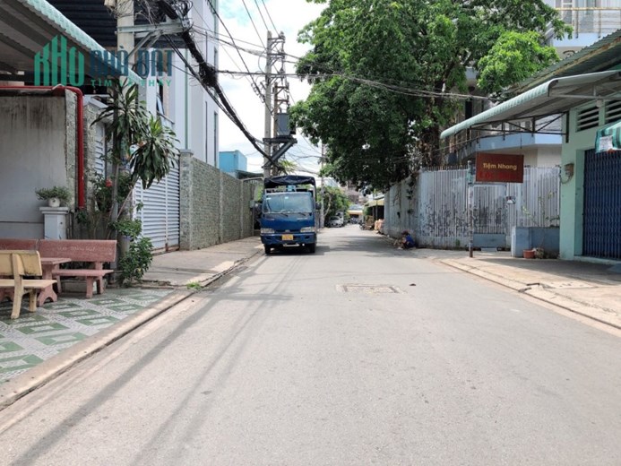 Chủ ngộp nặng bán nhà Lê Đình Cẩn Bình Tân 45m2 2 tầng BTCT HXH chỉ 3.05 tỷ TL