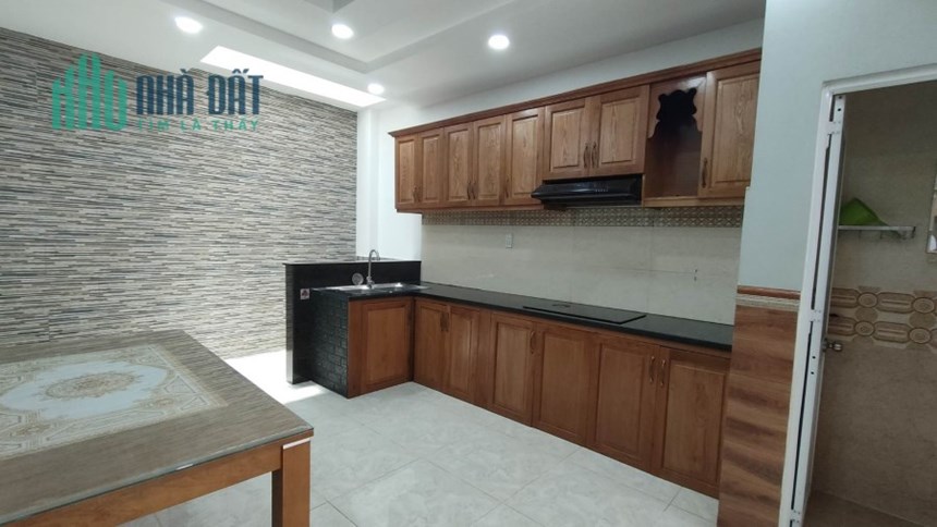 chủ kẹt tiền bán gấp nhà đẹp vào ở ngay tân phú 55m2 4ty99