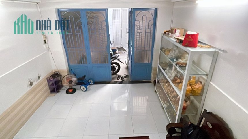 Bán nhà 2 tầng BTCT HXH Tên Lửa Bình Tân 41m2 ngang 7.2m chỉ 3 tỷ 999 thương lượng.