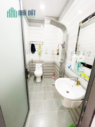 BÁN NHÀ 1 SẸC HẺM 276 MÃ LÒ 4*18, 4 TẦNG, CHỈ 5 TỶ.