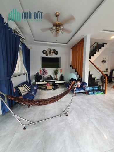CHỦ ĐI ĐỊNH CƯ NÊN CẦN GIAO DỊCH NHANH - SIÊU ĐẸP + DT KHỦNG 180M2  - CƠ HỘI DUY NHẤT KHÔNG CÓ CĂN