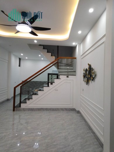 BÁN NHÀ   TÂN XUÂN-OTÔ ĐỖ CỬA - KINH DOANH -55M 5 TẦNG 6.5 TỶ