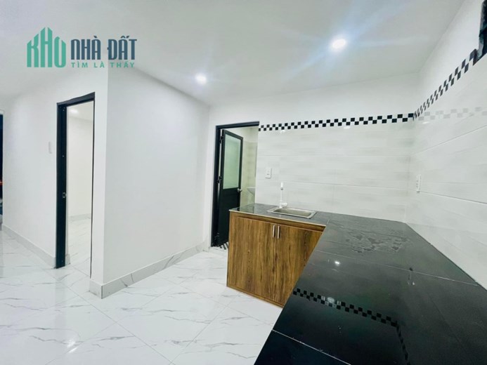 NHÀ ĐẸP GIÁ RẺ SÁT ĐƯỜNG TÔ HIỆU SÃN NỘI THẤT CƠ BẢN GIÁ RẺ SẬP SÀNG