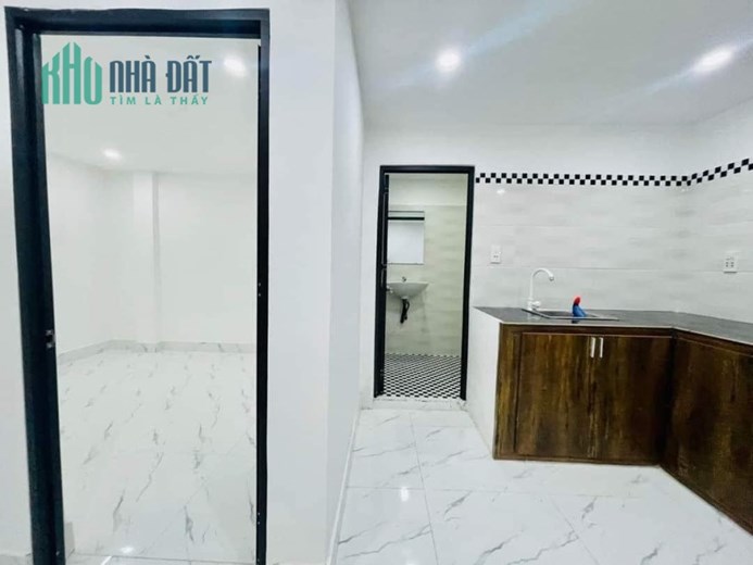 NHÀ ĐẸP GIÁ RẺ SÁT ĐƯỜNG TÔ HIỆU SÃN NỘI THẤT CƠ BẢN GIÁ RẺ SẬP SÀNG