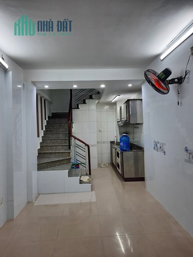 NHÀ 4 TẦNG ĐÚC BTCT- NHÀ MỚI MUA Ở NGAY-  CÁCH MẶT TIỀN ĐƯỜNG 20M.