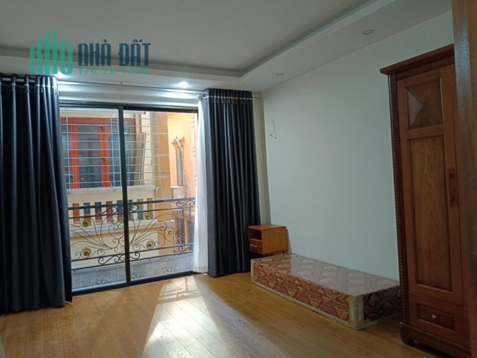 Hiếm phố Vũ Ngọc Phan Đống Đa 60m 4 tầng 4 ngủ ngõ nông gần ô tô ở ngay nhỉnh 5 tỷ lh 0817606560