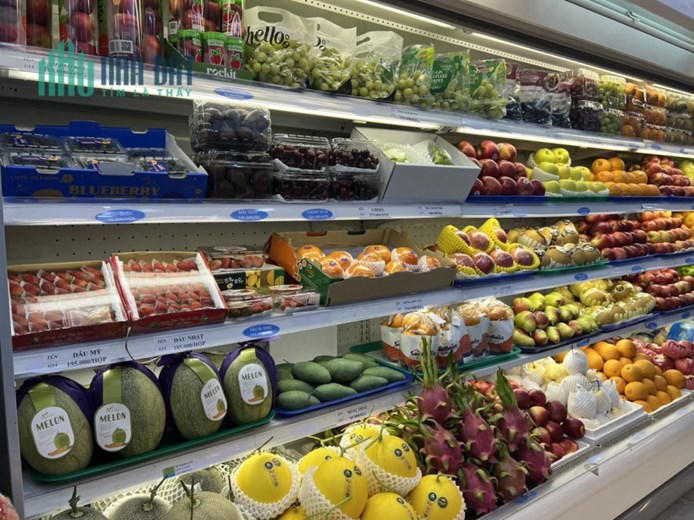 Cần tuyển 2NV sale online về trái cây và bánh kẹo, làm việc tại Quận 10. Lh:0933561156.