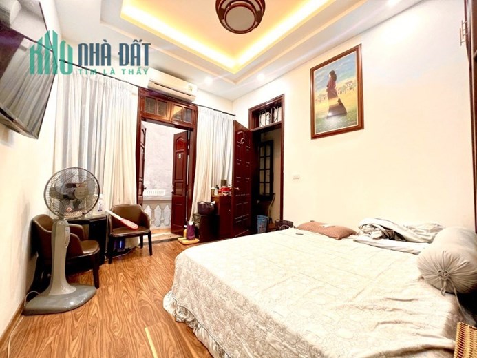 Mặt ngõ Kim Hoa, Đống Đa, 60m, 5 tầng, 4 ngủ, ngõ thông Hồ Ba Mẫu, gần ô tô, ở ngay, nhỉnh 5 tỷ lh