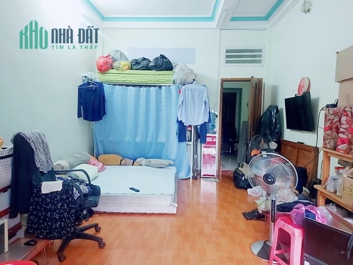 Bán nhà Mặt tiền Cộng Hoà - Hoàng Hoa Thám, K300, DT: 4.1x41m, 4 Tầng, 5PN,  28.5 tỷ