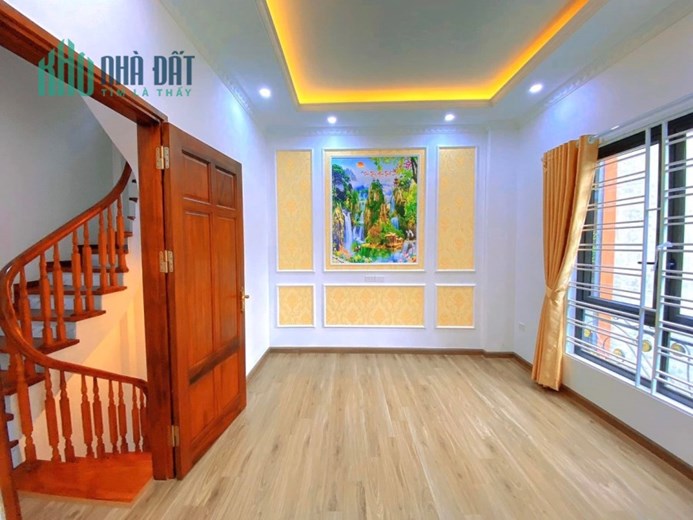NGÕ 9 TRẦN QUỐC HOÀN - Ô TÔ CHẠY VÒNG QUANH - KD - NHÀ MỚI ĐẸP - 45M CHỈ NHỈNH 6 TỶ