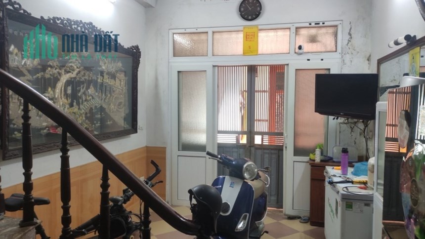 Cần bán nhà 5 tầng cực rẻ tại Hoàng Mai đảm bảo giá tốt nhất thị trường