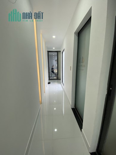 Bán Mặt tiền Hưng Phú, Quận 8. 92m2, 6 Tầng, 8PN, Thang máy, Giá 19 Tỷ