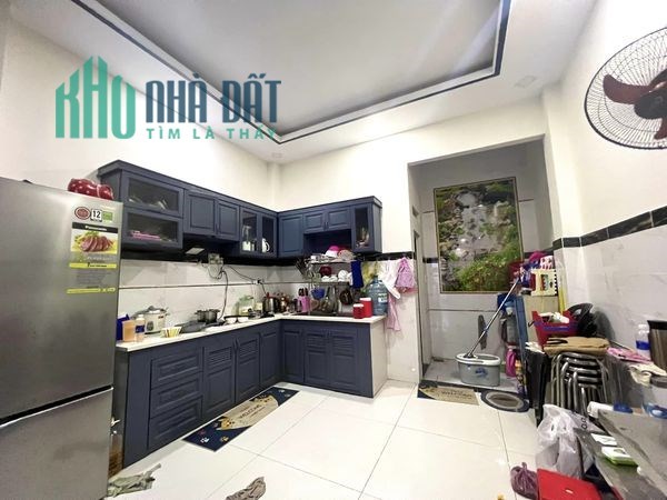 Nhà hẻm 33 Gò Dầu Tân Phú, hẻm nhựa xe tải tránh, 59 m2 x 2 tầng, chỉ 4 tỷ 500 triệu