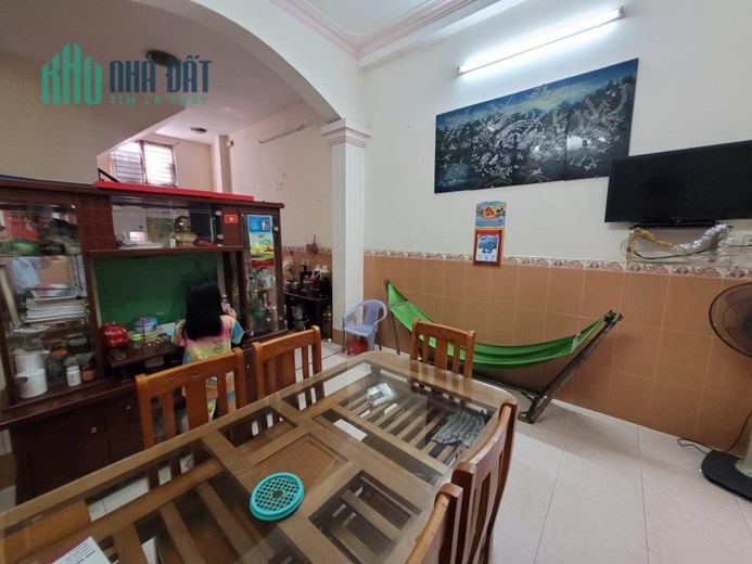 MẶT TIỀN ĐƯỜNG,100M2,15.9 TỶ GIẢM CÒN 12 TỶ,  3 TẦNG,NGAY TRƯỜNG SƠN P4 TÂN BÌNH