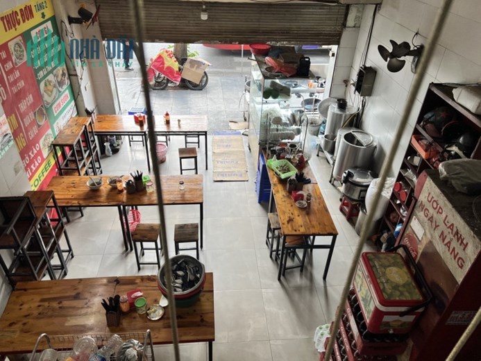 Cần bán nhà mặt phố cực đẹp 3 tầng tại Giaỉ Phóng