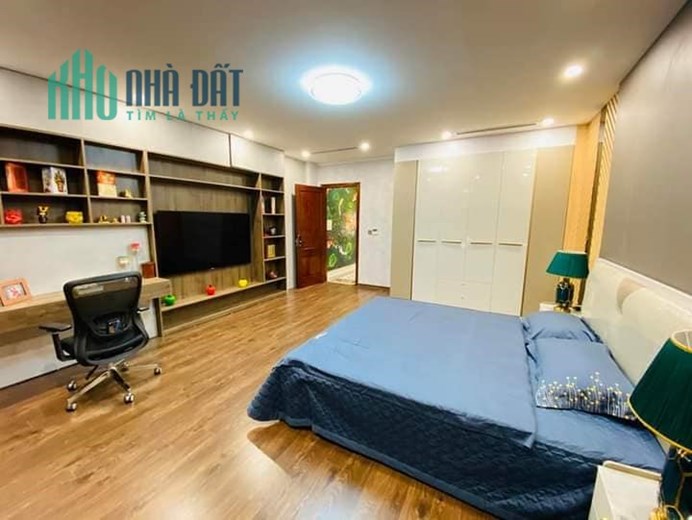 5 tầng, 42m2 giá 3,6 tỷ, Nhà  Cầu Diễn, Oto ,Kinh Doanh
