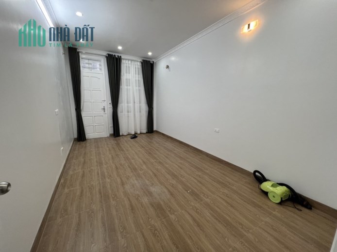 Nhà Phố Nguyễn Cao, HBT, 60m2, 5T, MT3.4m, 10.5 Tỷ, KD Nhỏ, 0977097287