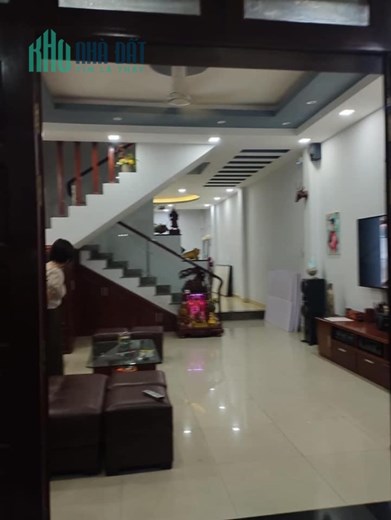 OTO đỗ cửa nhà 4 tầng - Phường Tân Quy - Quận 7 . giá 7 tỷ