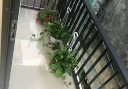 .Nhà Nguyễn Hoàng, 50m ra MT, 23m2, 2 tầng, đẹp 1.x tỷ