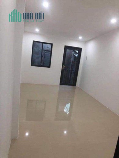 .Nhà Nguyễn Hoàng, 50m ra MT, 23m2, 2 tầng, đẹp 1.x tỷ