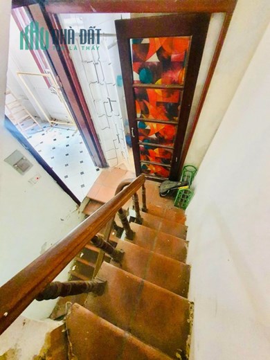 💥 Chỉ 1.65 Tỷ - Căn hộ tập thể 3 Tầng Ngõ 328 Nguyễn Trãi, 65m2 2PN + 2WC, SĐCC 💥