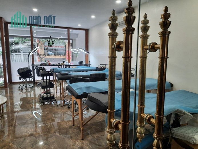 55m 5 Tầng Giá Nhỉnh 14 Tỷ Hoàng Quốc Việt Phân Lô Kinh Doanh Vỉa Hè Đá Bóng. Chủ Cực Kỳ Thiện Chí