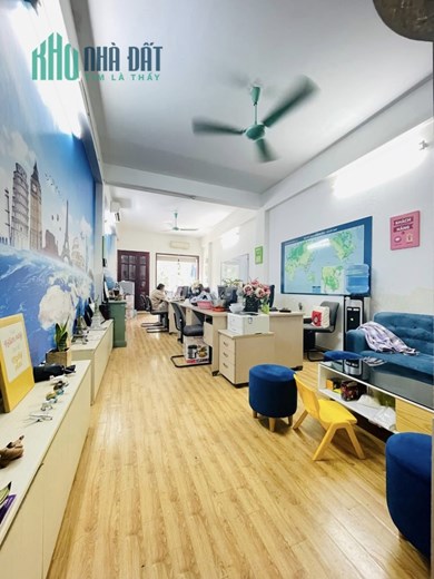 80m 8 Tầng Nhỉnh 18 Tỷ Phố Hoàng Quốc Việt Vỉa Hè Rộng Kinh Doanh Đỉnh. Chủ Cần Bán Nhanh