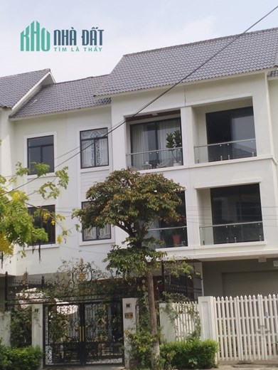 Chủ Cần Bán Gấp 120m2 4 Tầng khu A Geleximco 10 TỶ 9.